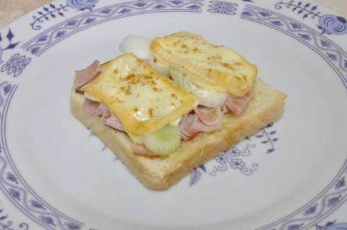 Alpský křenový toast  – Snadné recept z Rakousko kuchyně, hotový za Do 30 minut